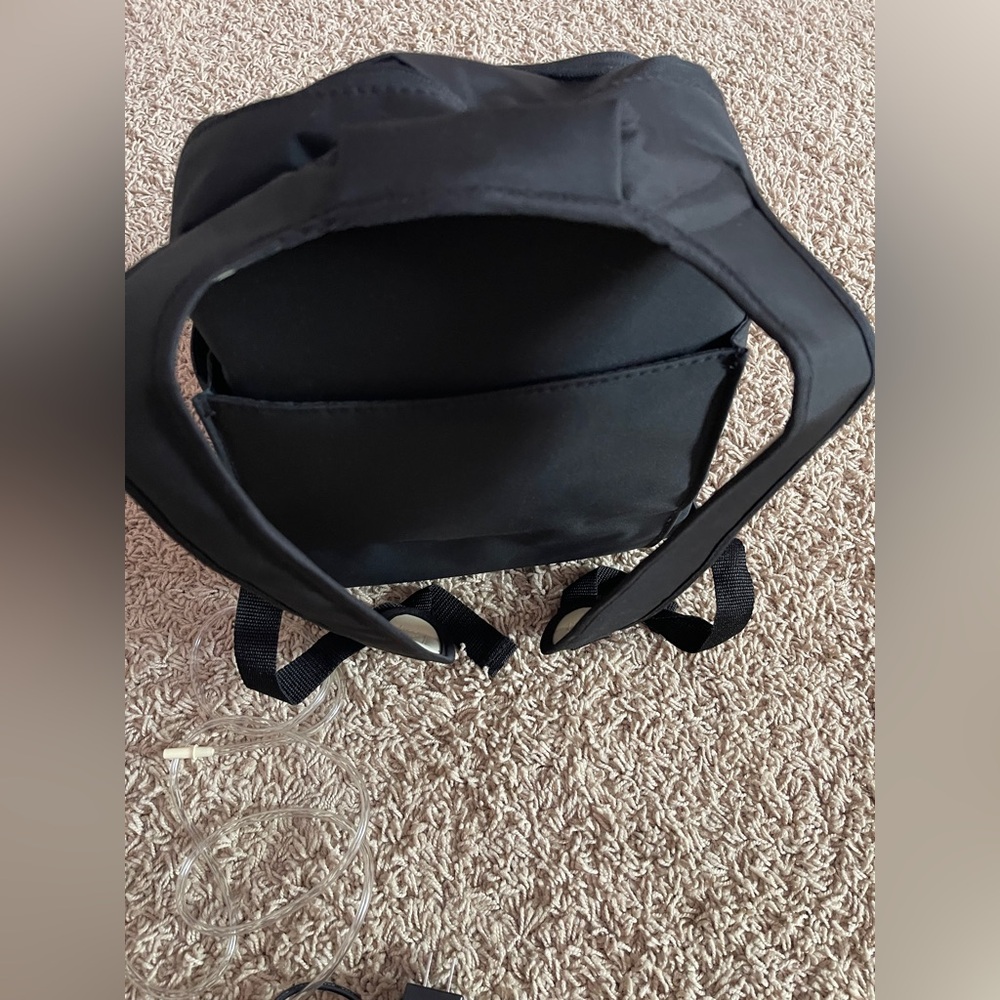 Medela Pump In Style Advanced – great condition - Picture 7 of 9